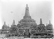 Sejarah Asal Mula Penemuan Bersejarah Candi Borobudur  Sejarah Bangunan Candi Borobudur 