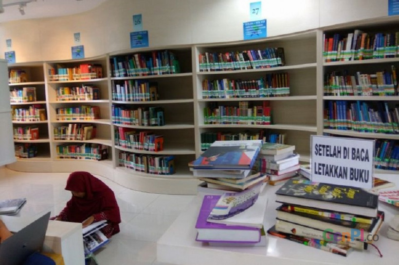  Perpustakaan Sebagai Pusat Sumber Belajar Makalah: Perpustakaan Sebagai Pusat Sumber Belajar
