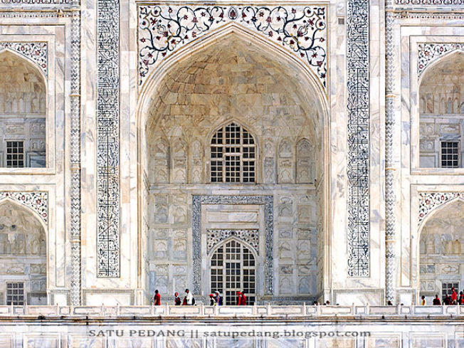Sejarah Asal mula berdirinya bangunan Masjid Taj Mahal Indi Sejarah Bangunan Masjid Taj Mahal
