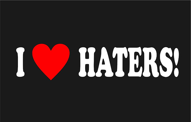  Dalam postingan ini saya akan membagikan kutipan Kata Kata Maafkan Haters