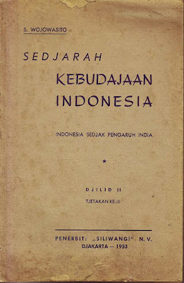  Buku ini menguraikan tentang keadaan Indonesia sejak pengaruh India hingga lenyapnya kera Buku Sejarah Kebudayaan Indonesia Cetakan 1953