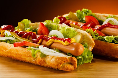 Usul Sosis Hot Dog  Mengapa sosis ada yang disebut hot dog  Sejarah Asal Usul Sosis Hot Dog 