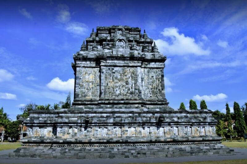 Candi Mendut