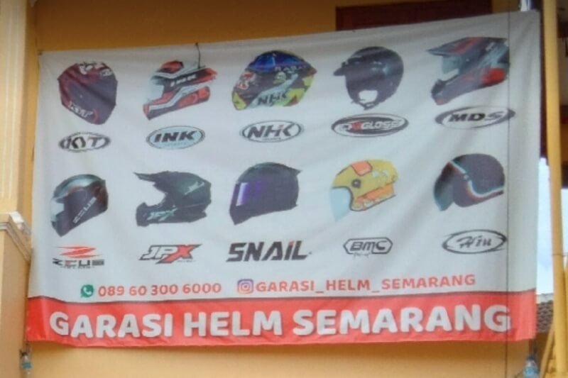 Garasi helm semarang