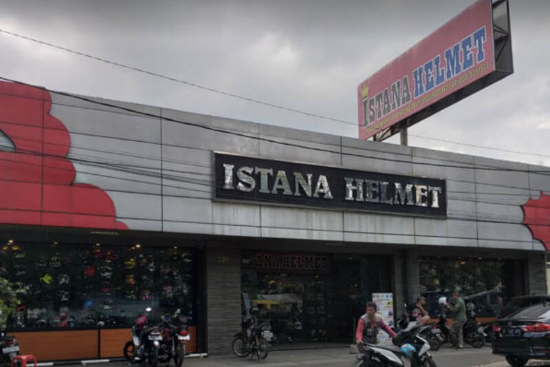 Istana Helmet