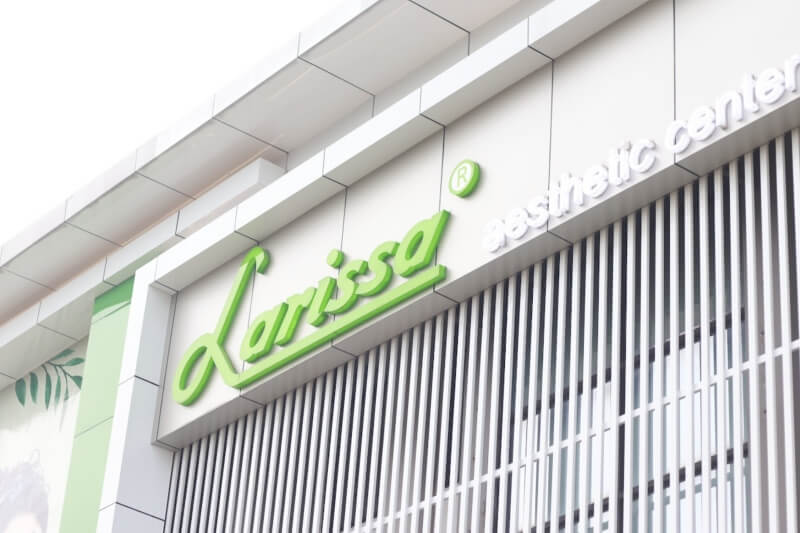 LARISSA AESTHETIC CENTER SERPONG