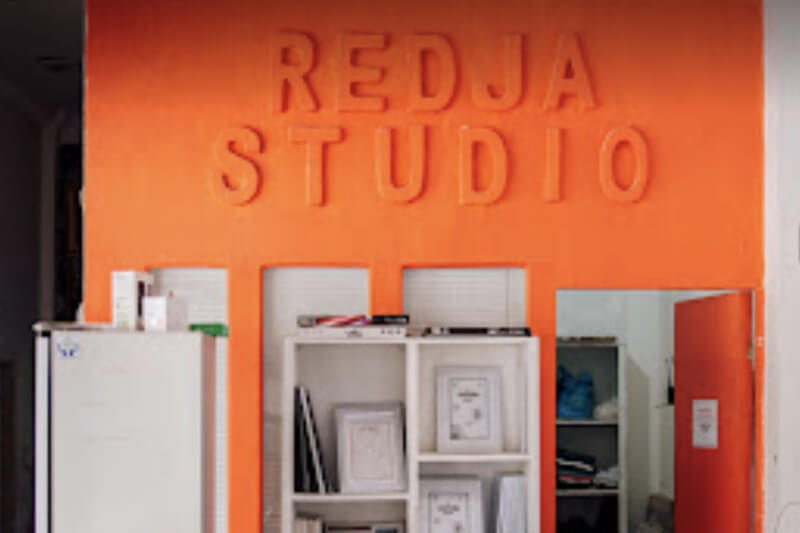 REDJA STUDIO PHOTOGRAPHY