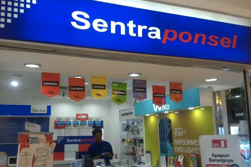 Sentra Ponsel