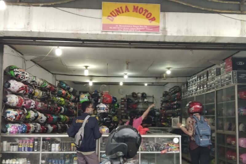 Toko Helm Dunia Motor