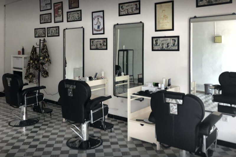 Keluncum Barbershop Surabaya