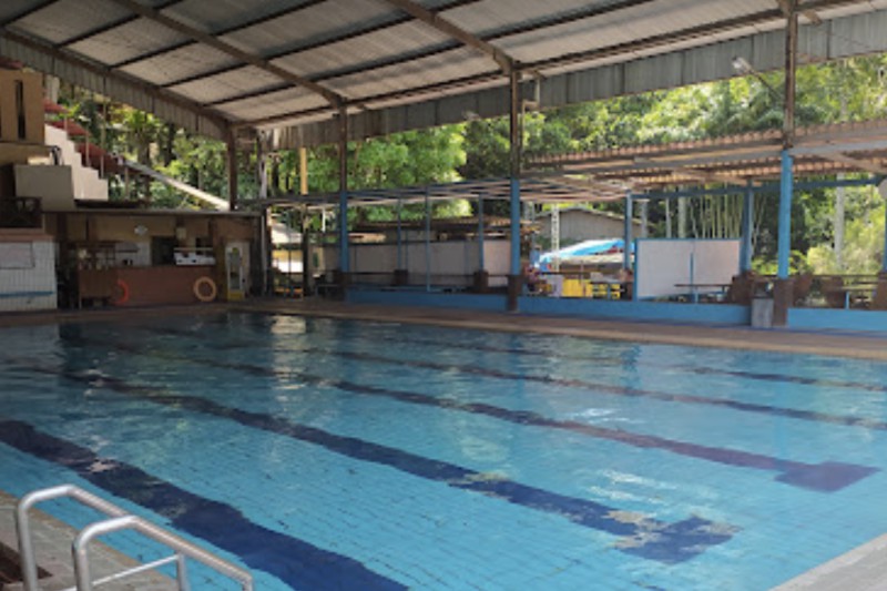 Kolam Renang Bukit Cipaku