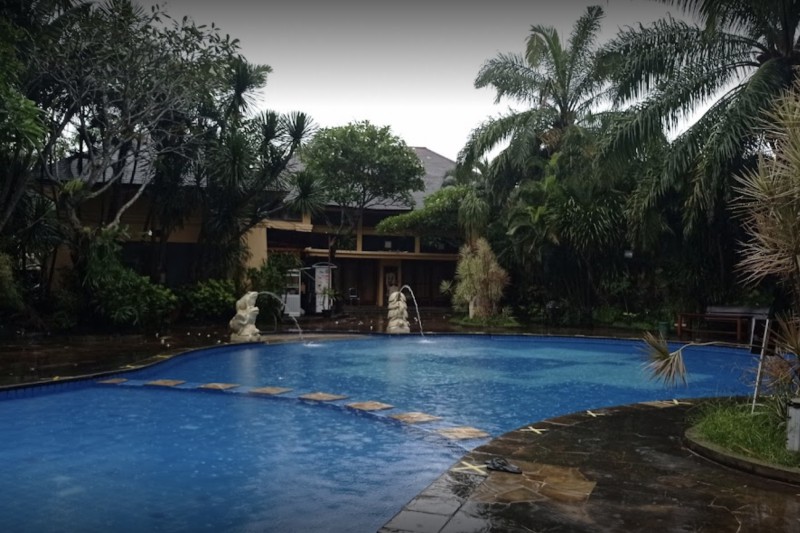 Araya Family Club House Swimming Pool