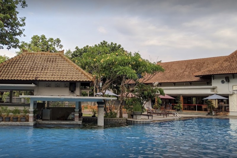 Permata Jingga Swimming Pool & Cafe