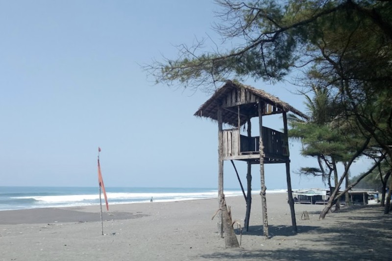 Pantai Petanahan