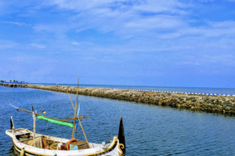 Pantai Mayangan