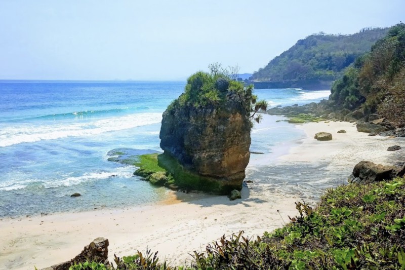 Pantai Lumbung