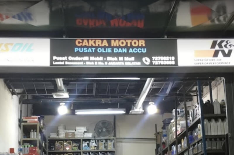 Cakra Motor 11 Oli & Aki