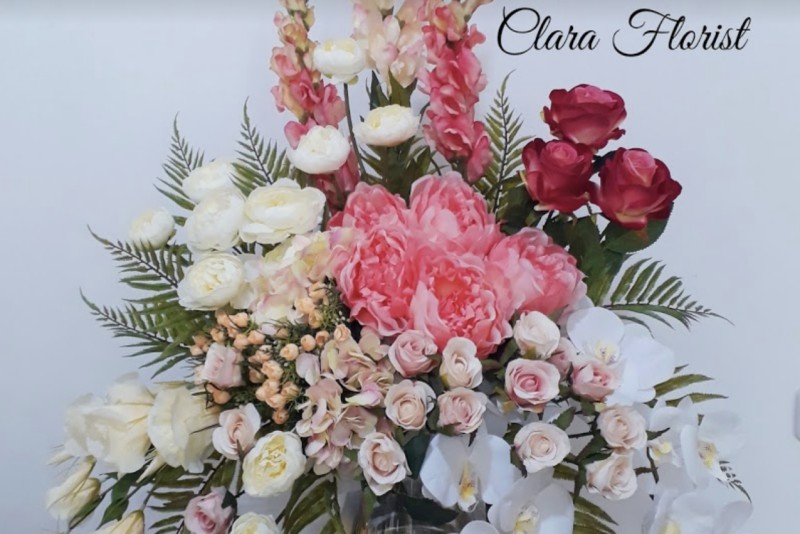 Clara Florist