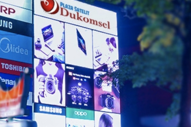 Plaza Satelit Dukomsel