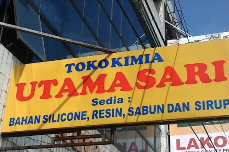 Toko Kimia Utama Sari