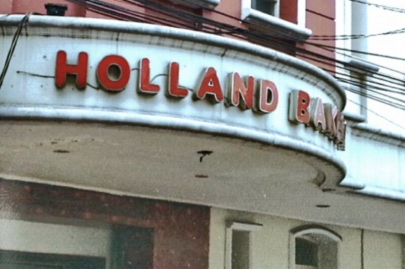 Holland Bakery – Gardujati