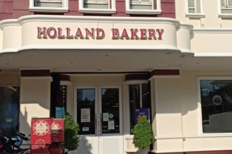 Holland Bakery