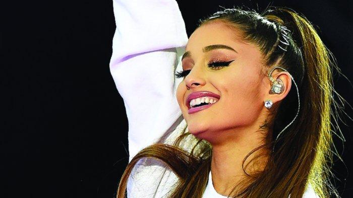 Lirik Lagu dan Terjemahan Fantasize - Ariana Grande yang Sudah Dihapus karena Bocor Sebelum Rilis