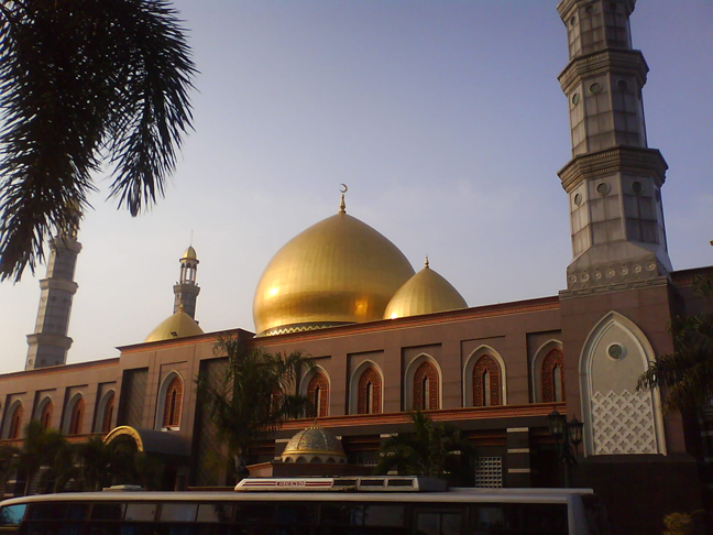 Masjid Dian Al Mahri depok
