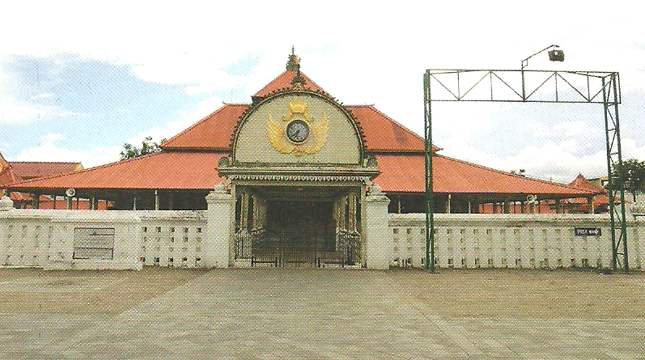 Masjid Gede Kauman depan