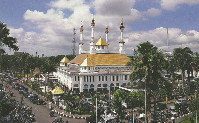 kemegahan masjid tasikmalaya