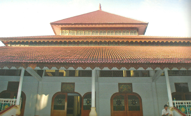 masjid agung ats tsauroh depan