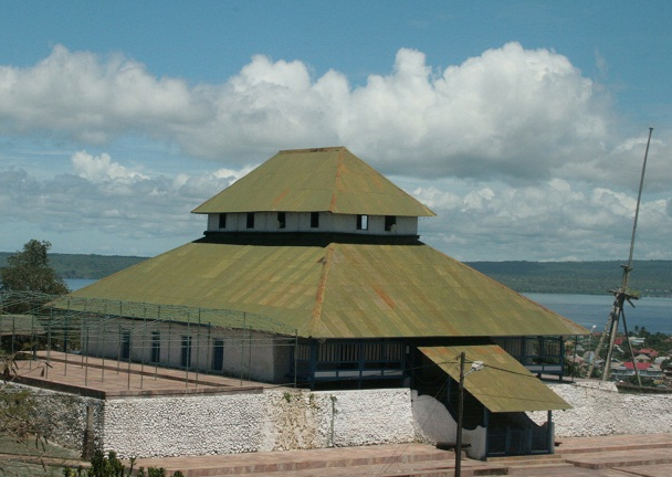 masjid agung keraton buton