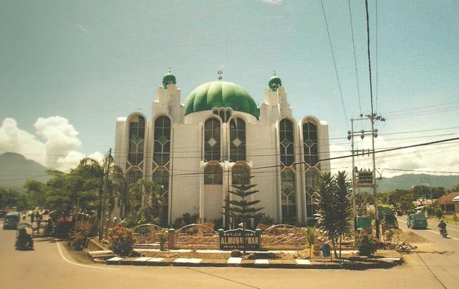 masjid al munawwar depan