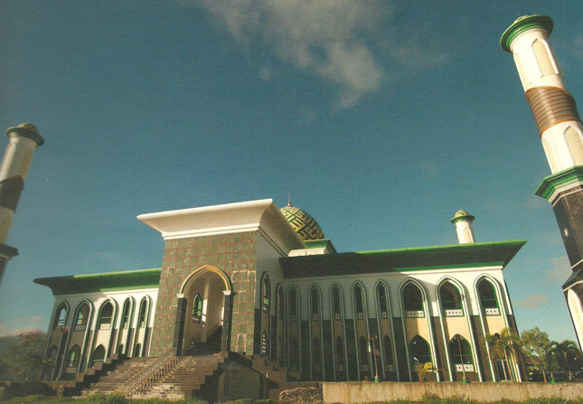 masjid al munawwar ternate depan