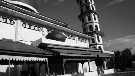 masjid kampung baru donggala