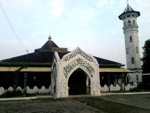 masjid pura mangkunegaran