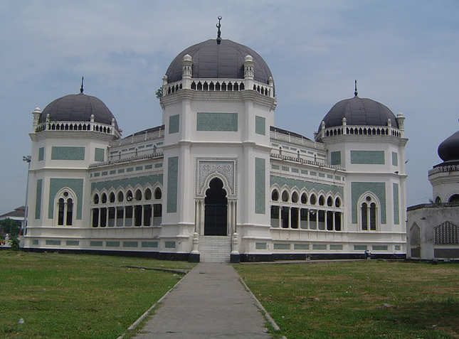 masjid raya al-mashun medan