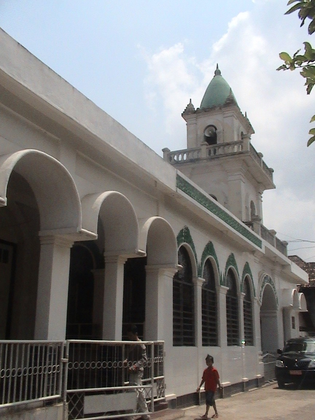 masjid tanjung batu