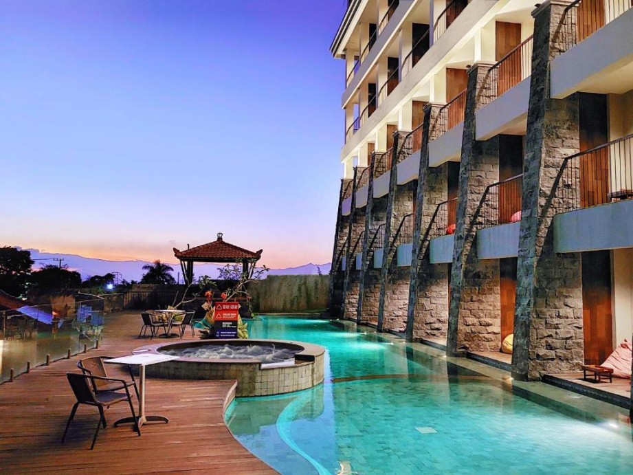 The Batu Hotel & Villas, Batu – Updated  Prices