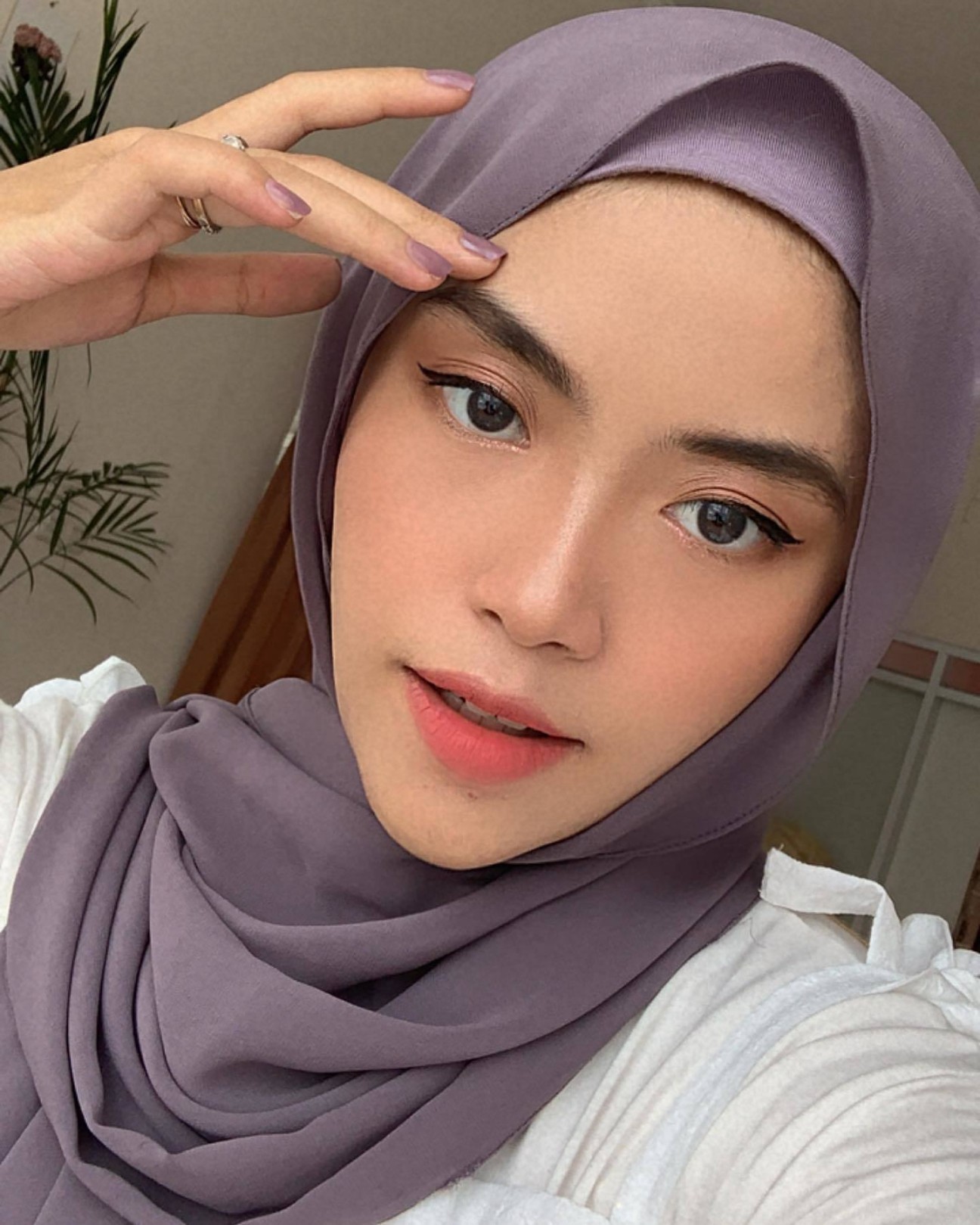 Tutorial Make up Korea Hijab untuk Berbagai Acara  All Things