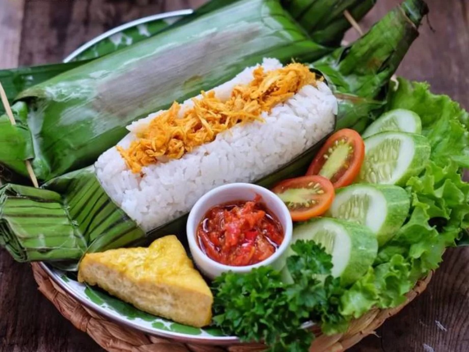 Resep Nasi Bakar Ayam Suwir Kemangi - Indozone Food